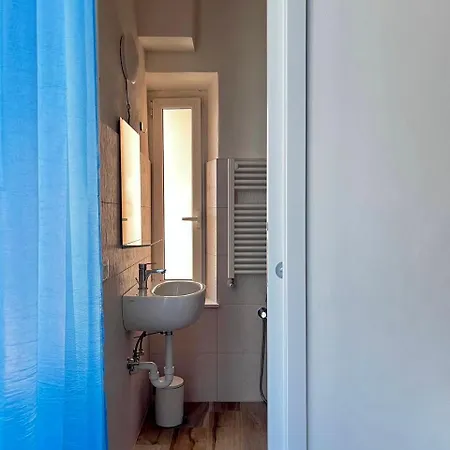 Casa Enrico * Алассіо